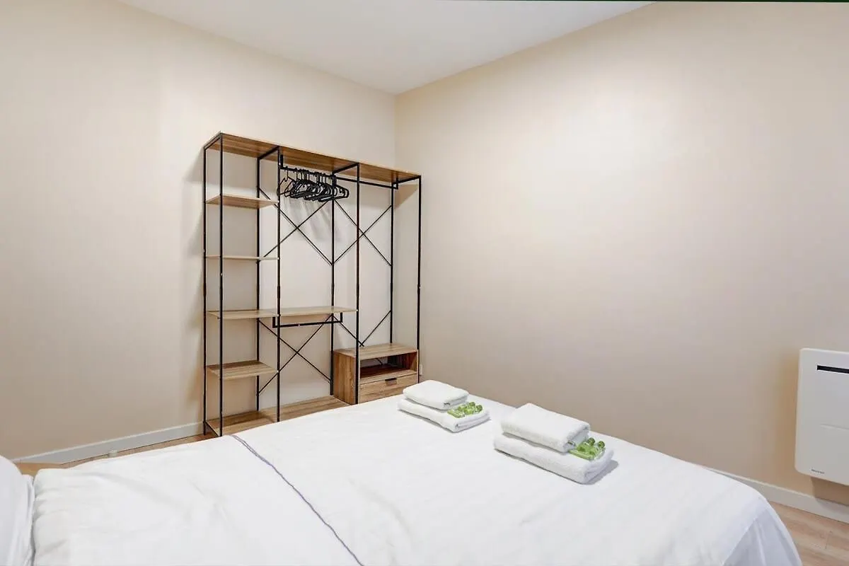 108-Cozy Apartment In Republique Paris France