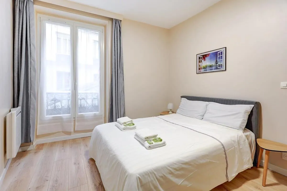 108-Cozy Apartment In Republique Paris France